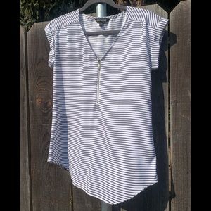 Express size s short sleeve blouse